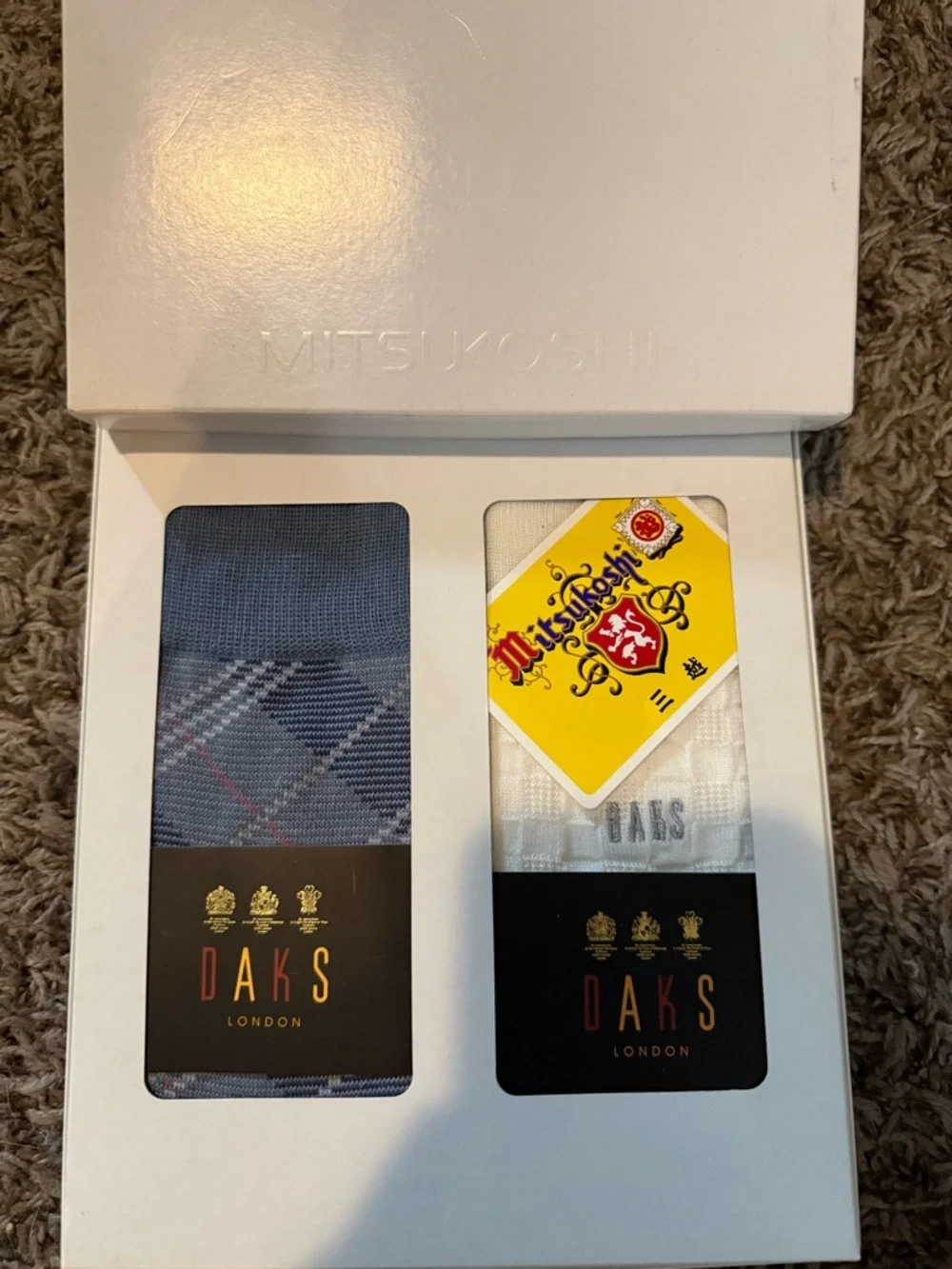 DAKS London Men’s Blue Plaid & White Sock Gift Set - Picture 11 of 12